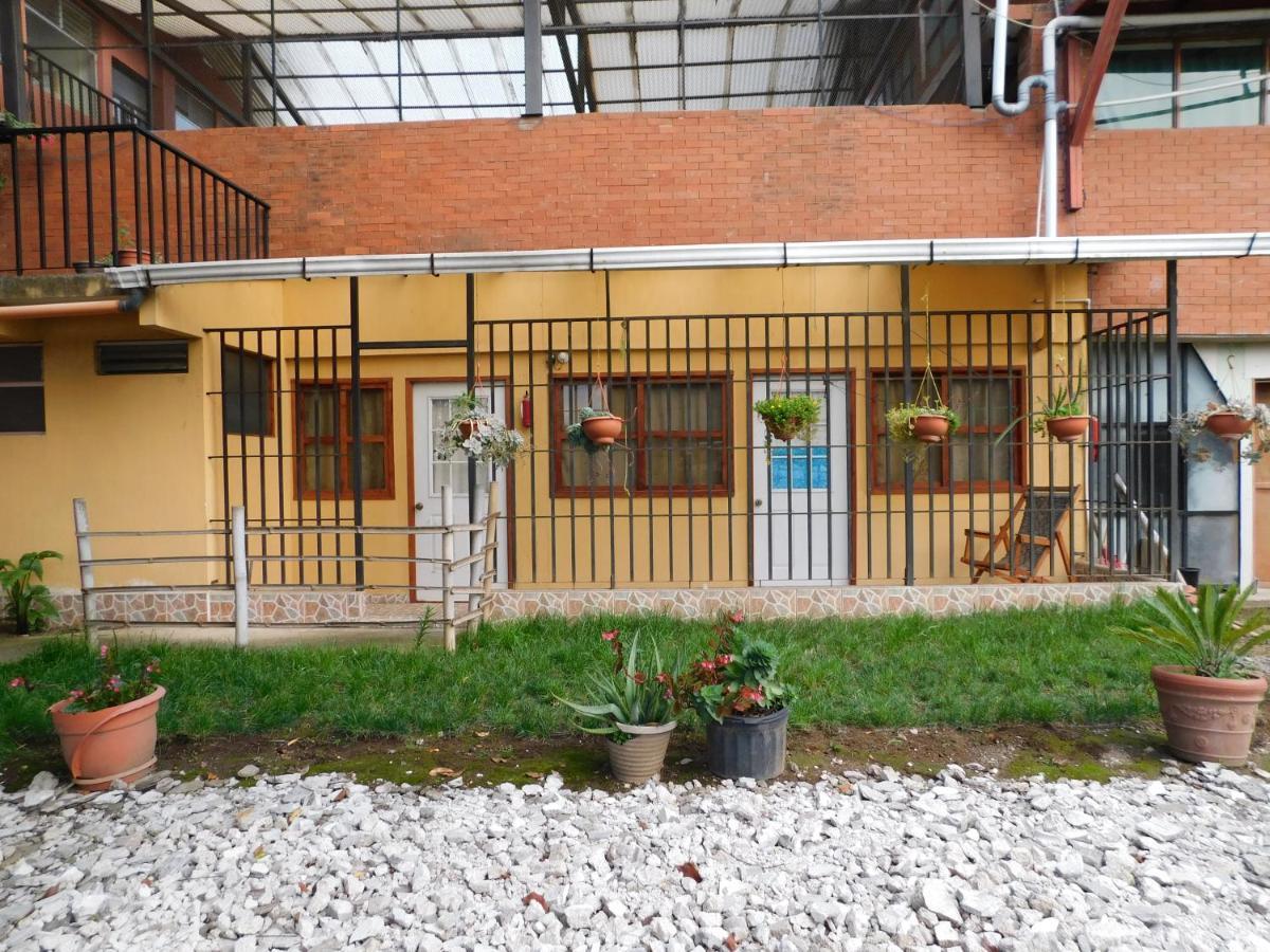 Casa Xelaju Apartments ケツァルテナンゴ エクステリア 写真
