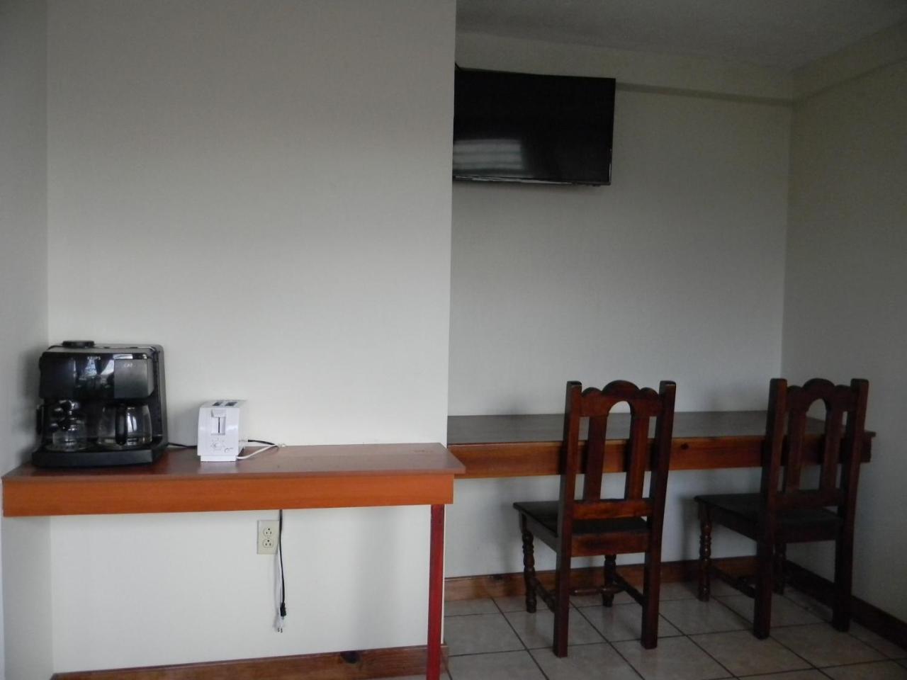 Casa Xelaju Apartments ケツァルテナンゴ エクステリア 写真